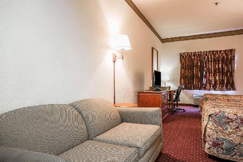 SureStay Plus Hotel by Best Western Augusta image 25